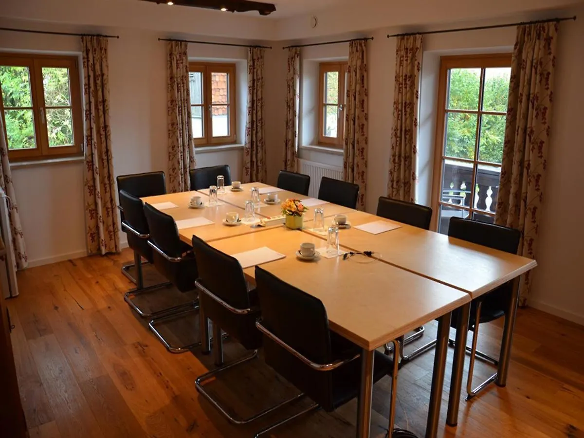 Landhof Angstl - Gaestezimmer Und Tagungsraum Höslwang 0*,  Germania